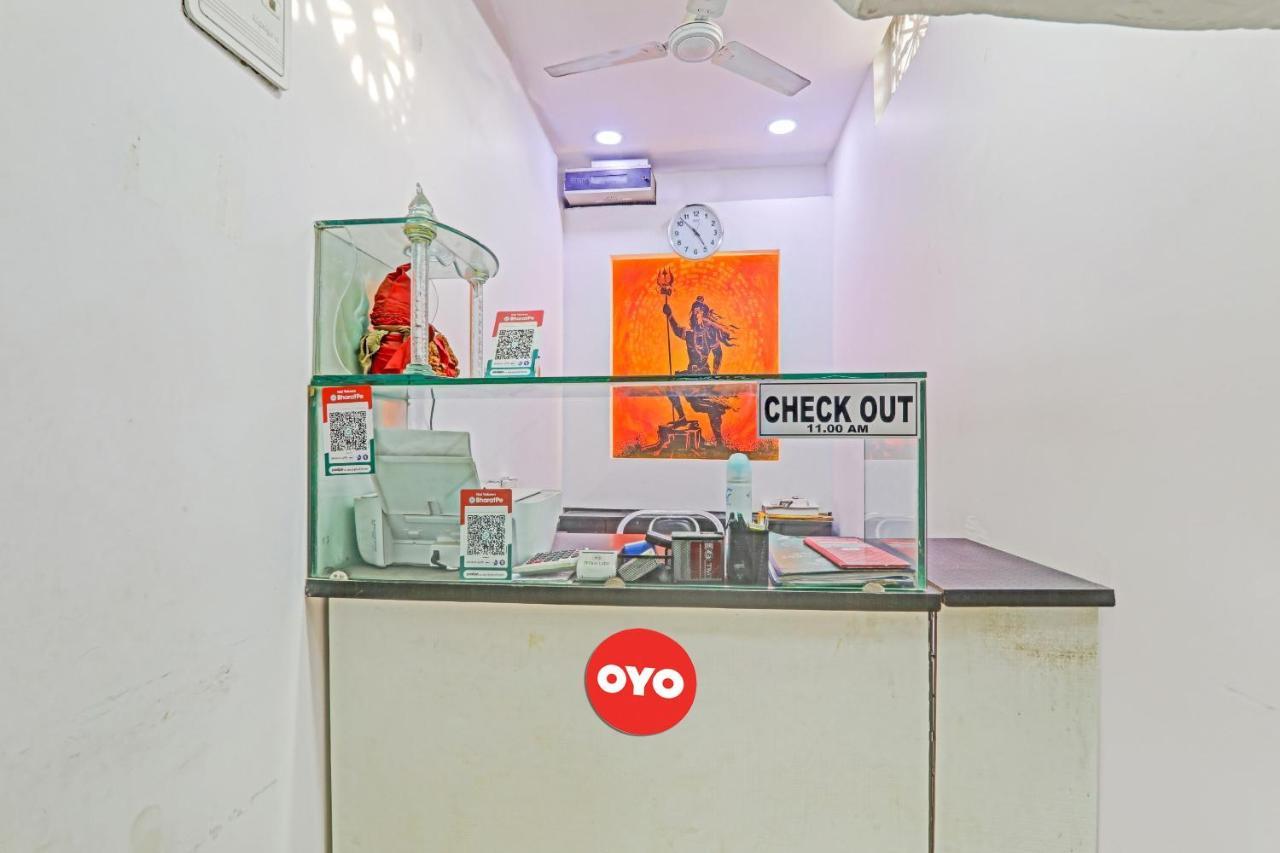 Oyo Flagship 81064 Chaudhary In Otel Gorakhpur Dış mekan fotoğraf