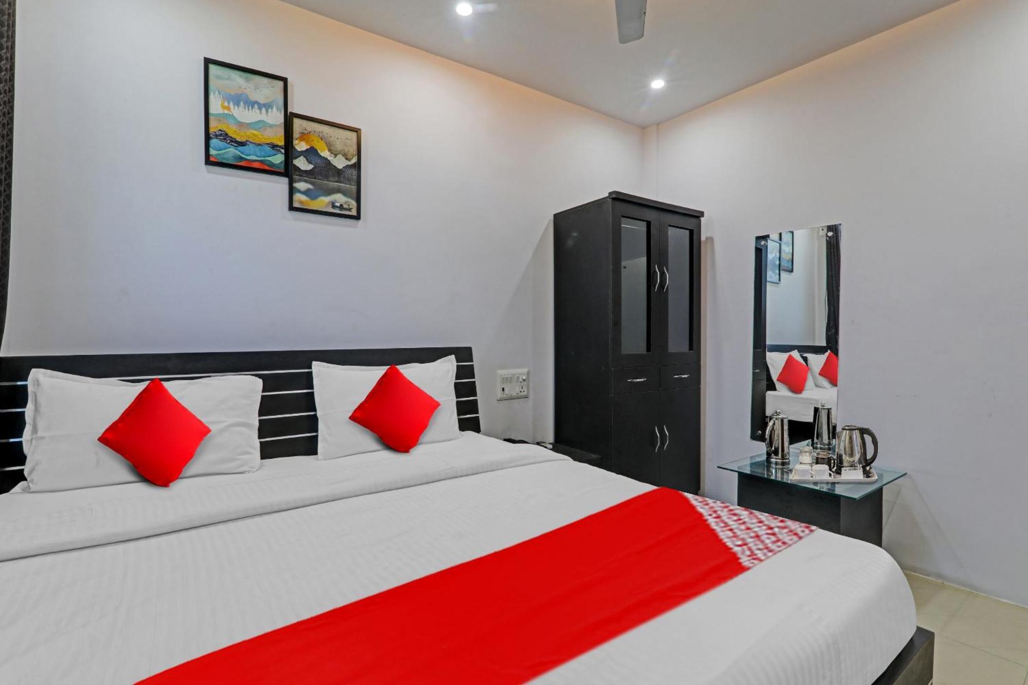 Oyo Flagship 81064 Chaudhary In Otel Gorakhpur Dış mekan fotoğraf