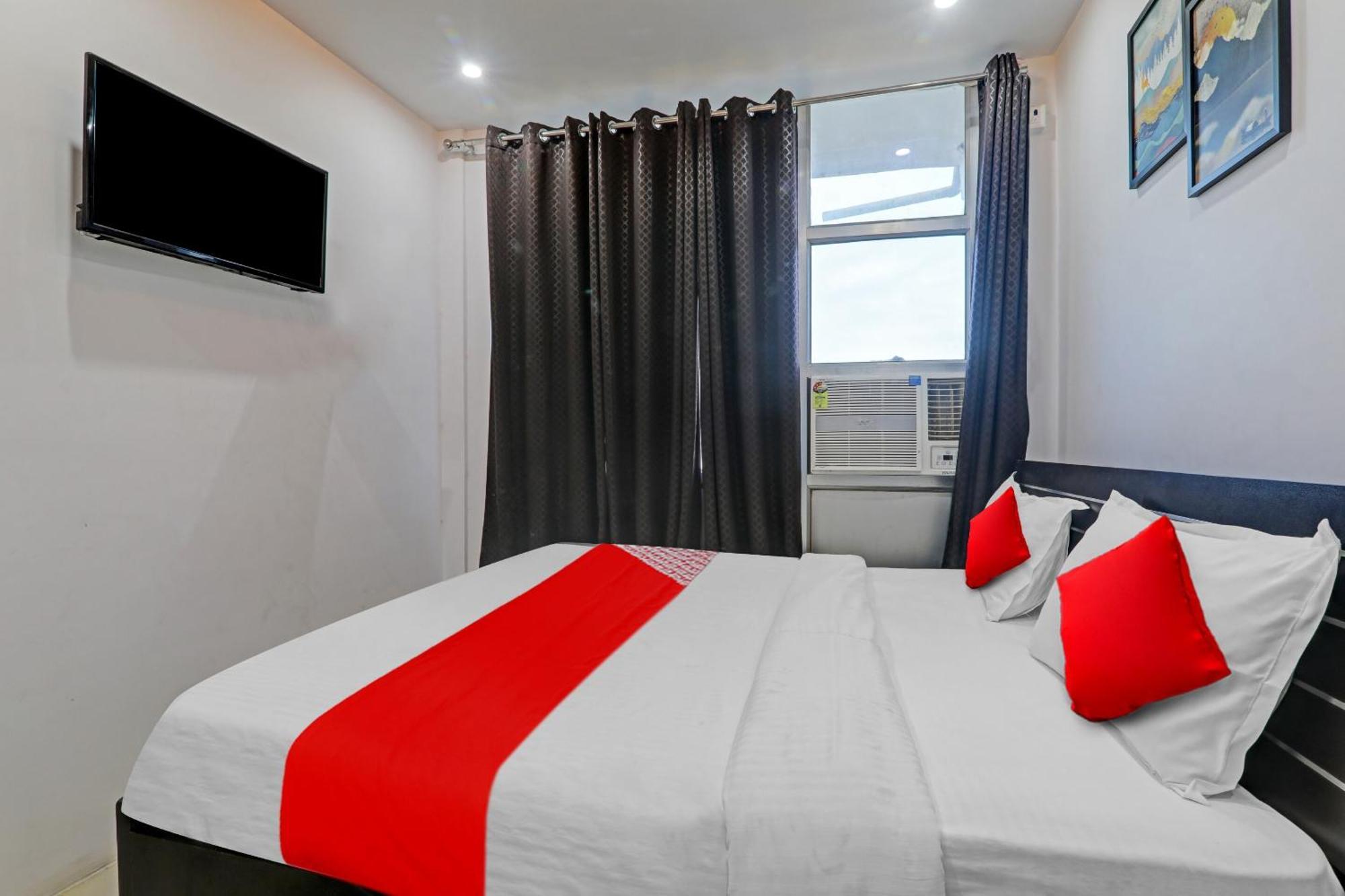 Oyo Flagship 81064 Chaudhary In Otel Gorakhpur Dış mekan fotoğraf